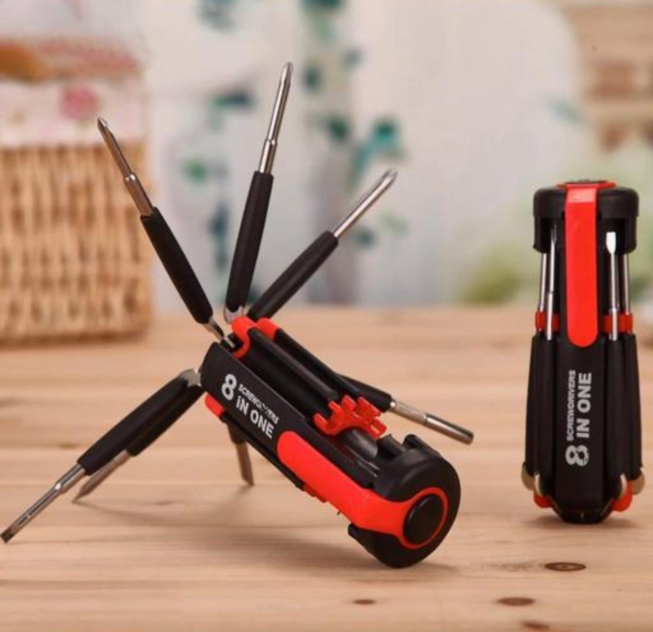8 IN ONE multi screwdriver torch